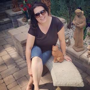 Meet your Posher, Mina